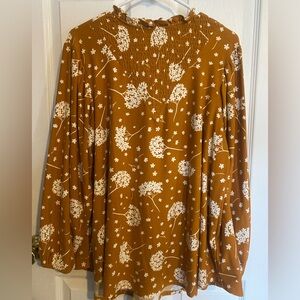 LuLaRoe Clara smock neck blouse